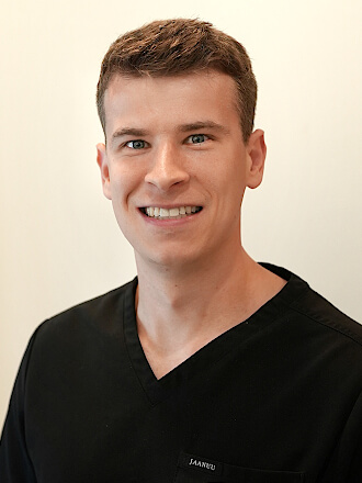 meet dr andrew baker